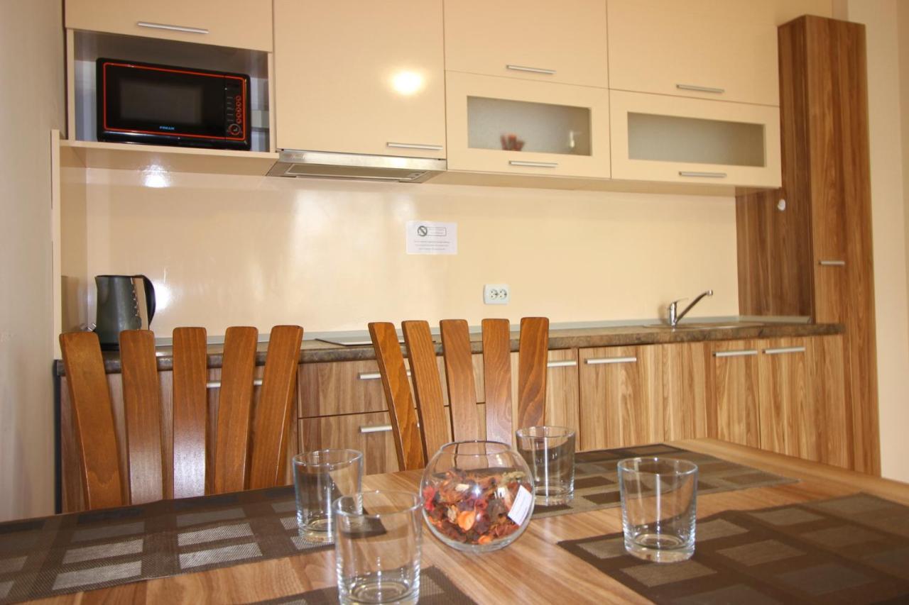Allia Apartments Ravda Luaran gambar