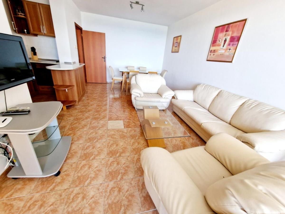 Allia Apartments Ravda Luaran gambar