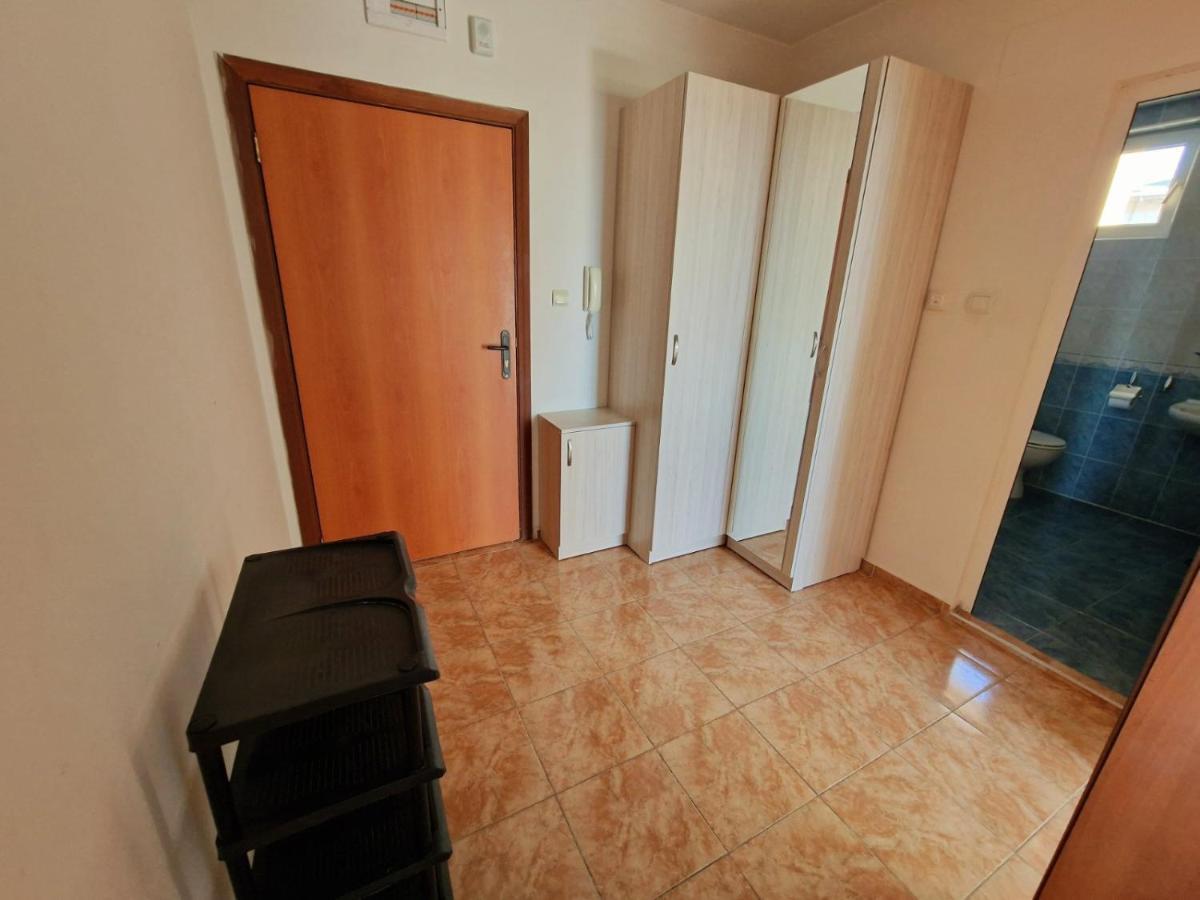 Allia Apartments Ravda Luaran gambar