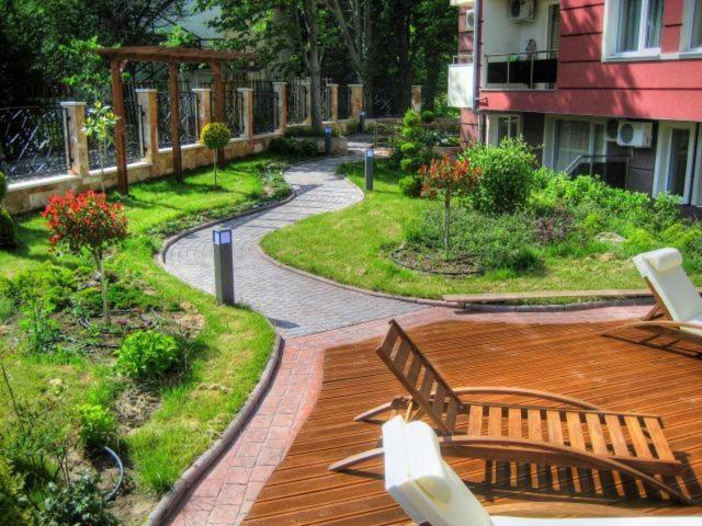 Allia Apartments Ravda Luaran gambar