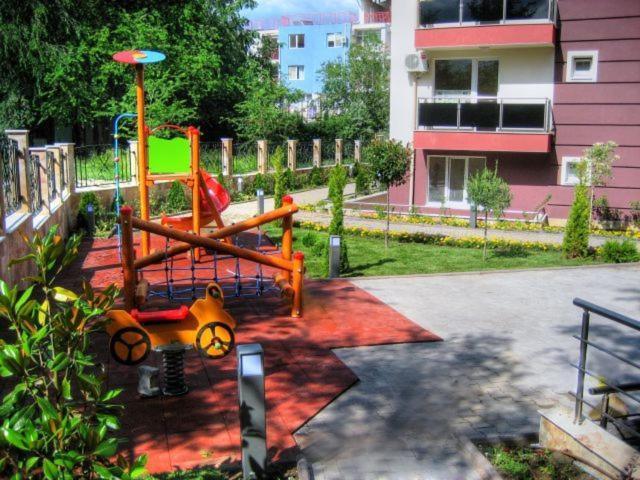 Allia Apartments Ravda Luaran gambar