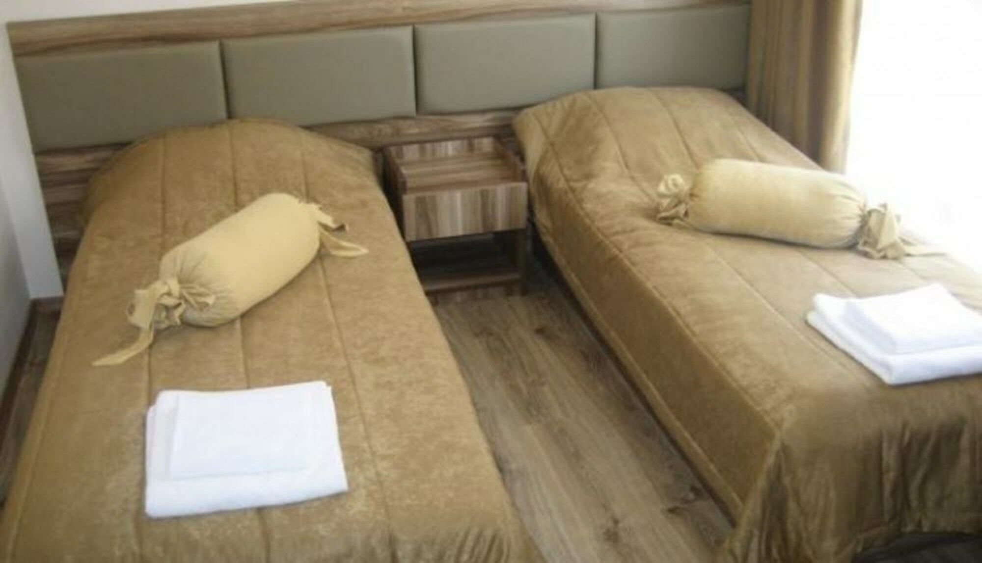 Allia Apartments Ravda Luaran gambar